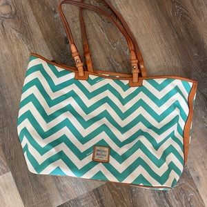 Dooney & Bourke Chevron Purse/Tote